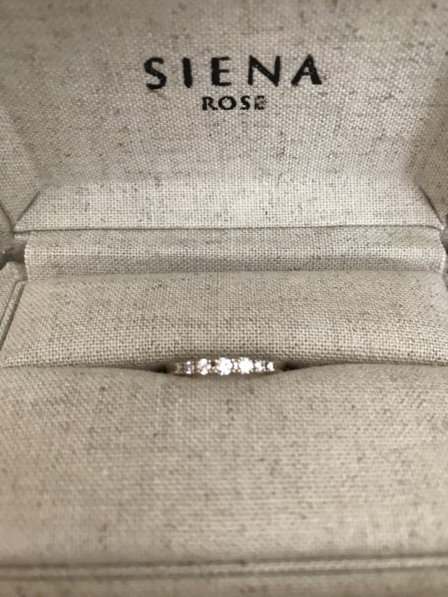 大切なジュエリーを素敵な
ボックスに入れてもらいました！