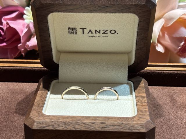 結婚指輪の受け取りのときに撮った写真です