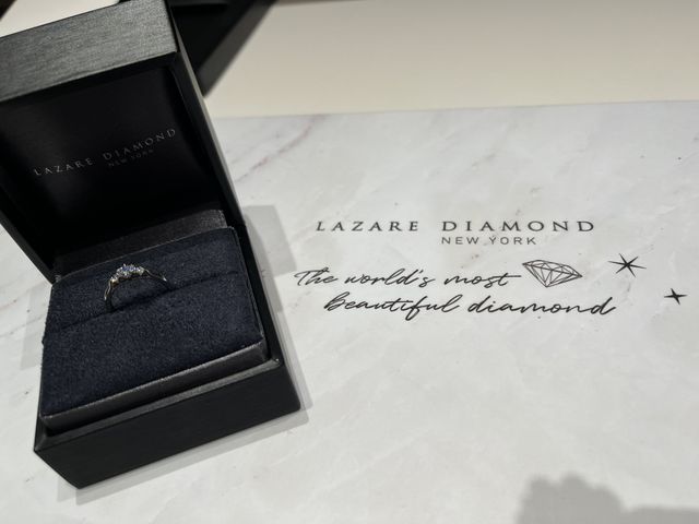 高級感のあるボックスと指輪が素敵です