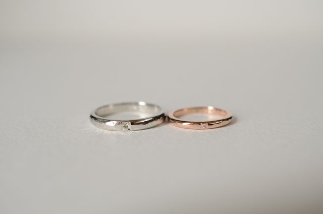プラチナとピンクゴールド