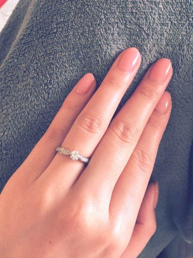 ハーフエタニティの婚約指輪