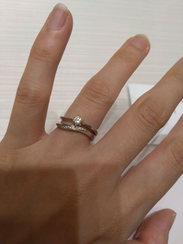 結婚指輪と婚約指輪
