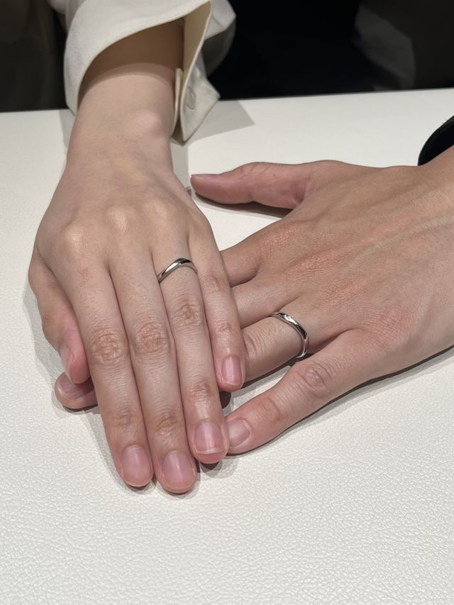 指輪が完成して初めて2人で撮った写真です。