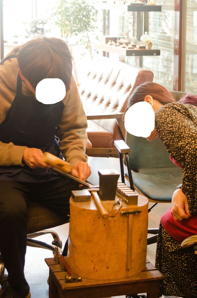 叩いて熱して削って丸一日かかりましたが思い出になりました。