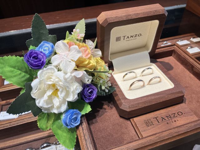 写真撮影用にお花も添えてもらえて、ステキな写真が残せました。