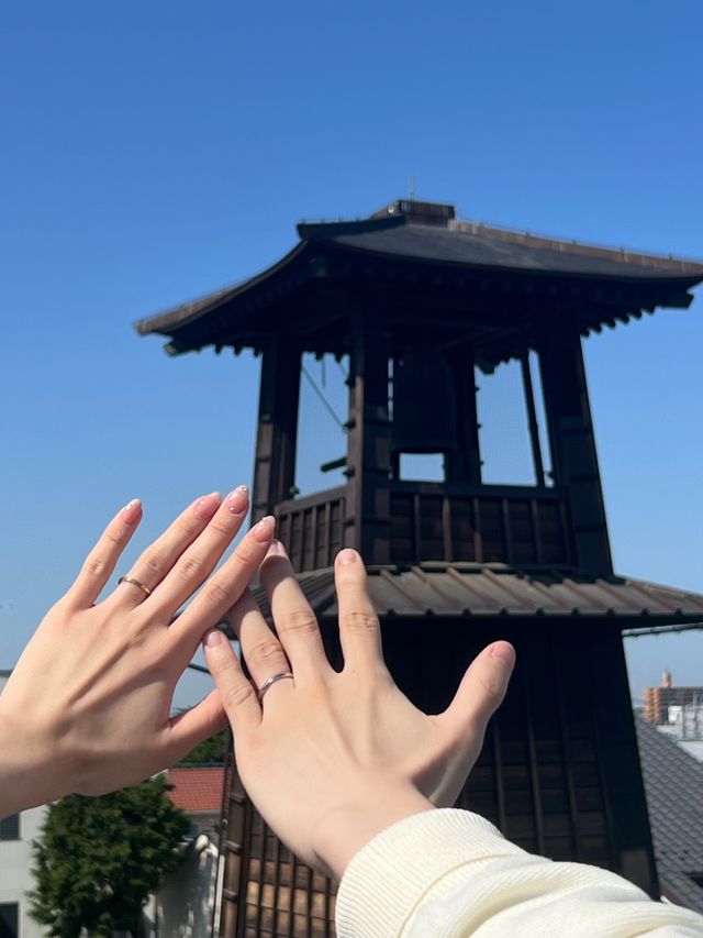 お店の上で記念に撮っていただきました！