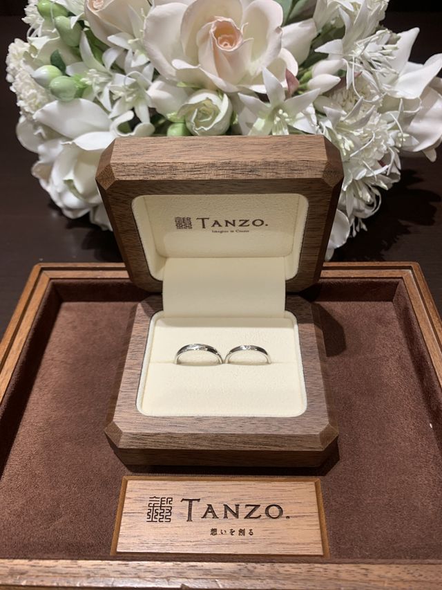 平甲丸ストレートライン加工
マットはアイス/粗め加工&ダイヤ