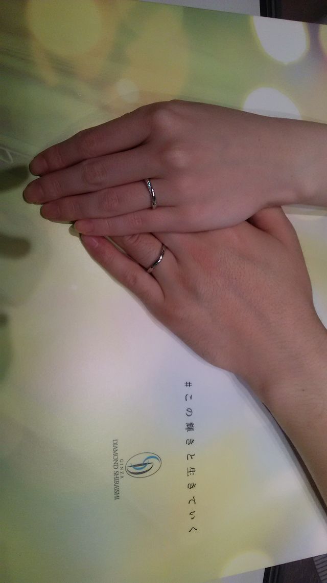 受け取ったその場で撮っていただきました。