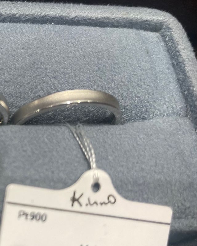 男性のマット加工デザイン