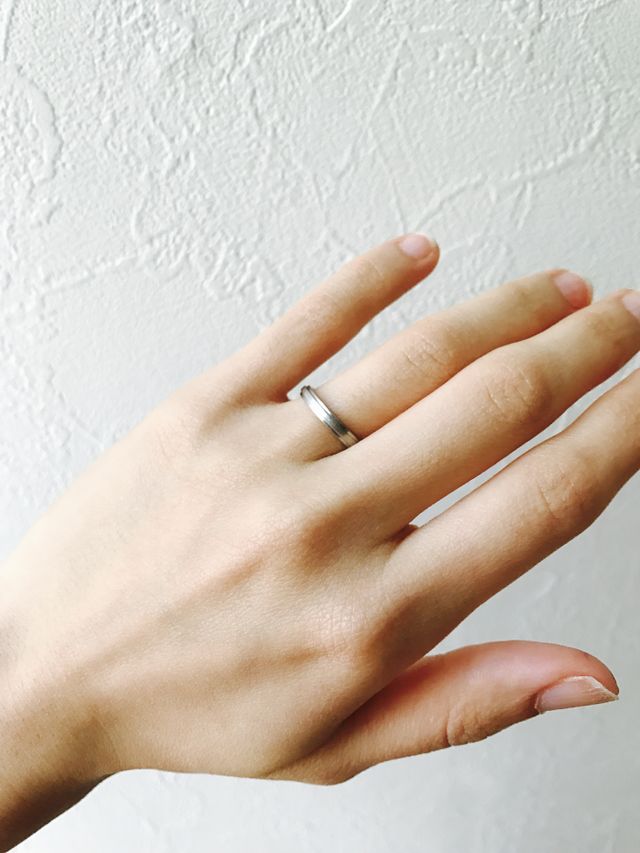 家事の邪魔にならないシンプルなデザインです。