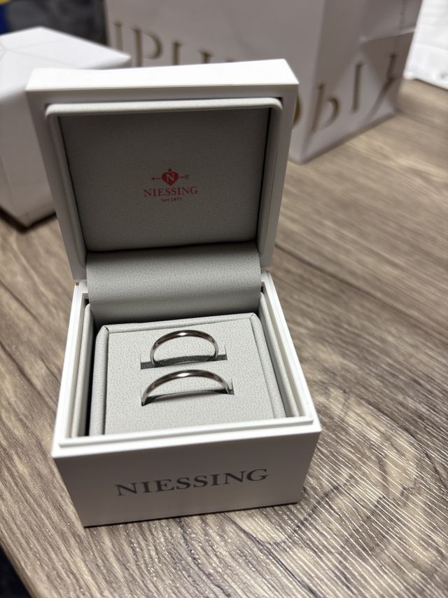 結婚指輪本日受け取りました