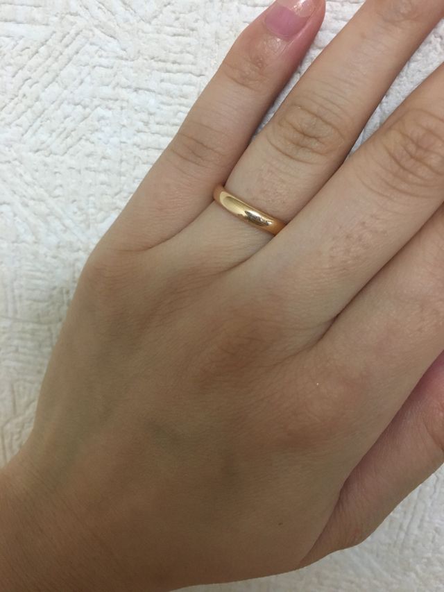 シンプルなデザインに一目惚れしました。