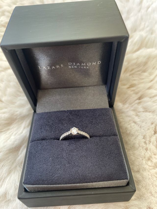 プロポーズ後、ホテルで撮影した写真です！