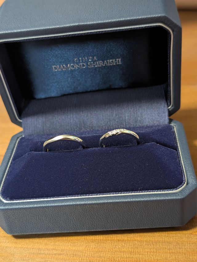 受け取って彼と開けた時の写真です