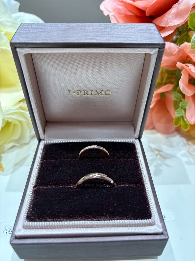 夫婦それぞれの指輪です