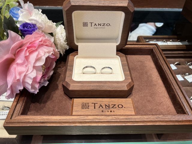 シンプルで落ち着いたデザインにしました。