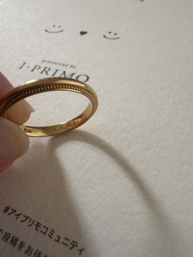 イニシャルと結婚記念日を入れました