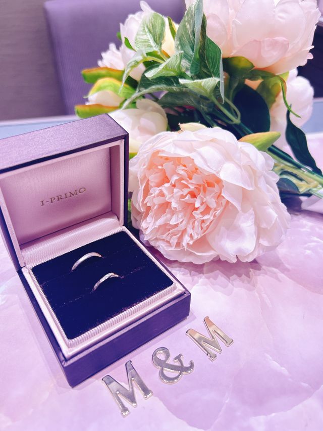 ケースに入れて撮りました。品のある1枚です。