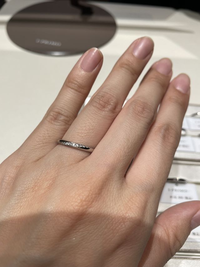 左下りのダイヤモンドのラインがきれいです！