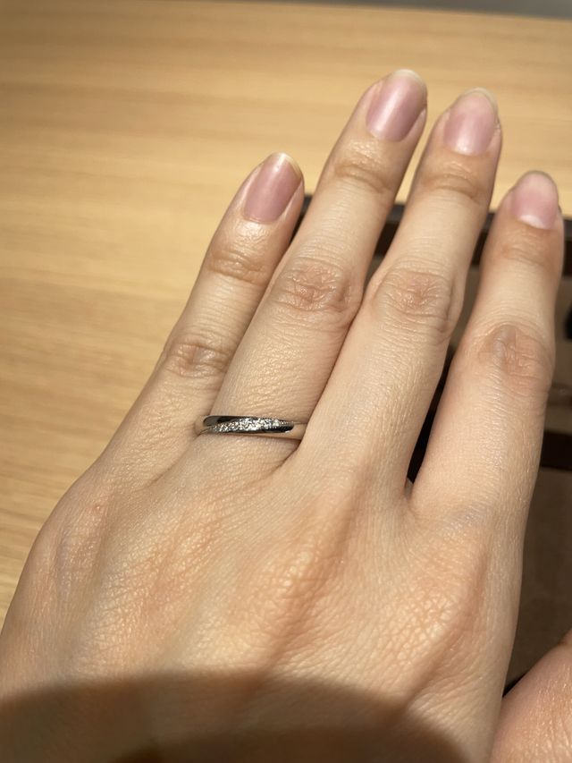 左下りのダイヤモンドのラインがきれいです！