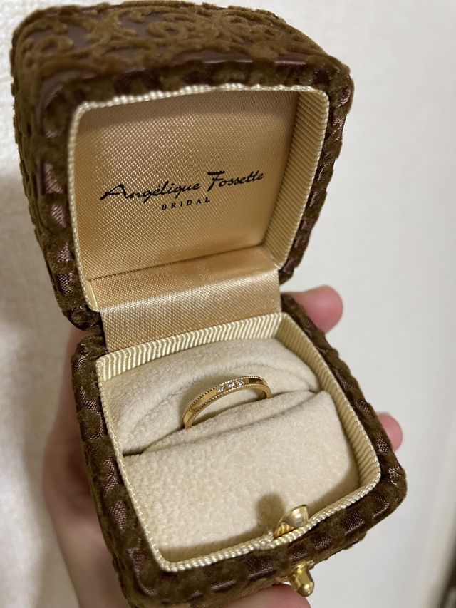 ボックスに入れて撮影しました。