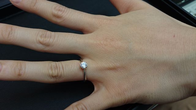 カオキさんで購入したエンゲージリング