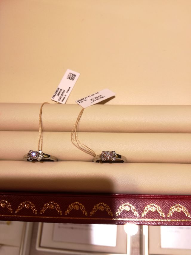 上品なデザインを彼も気に入ってくれました。