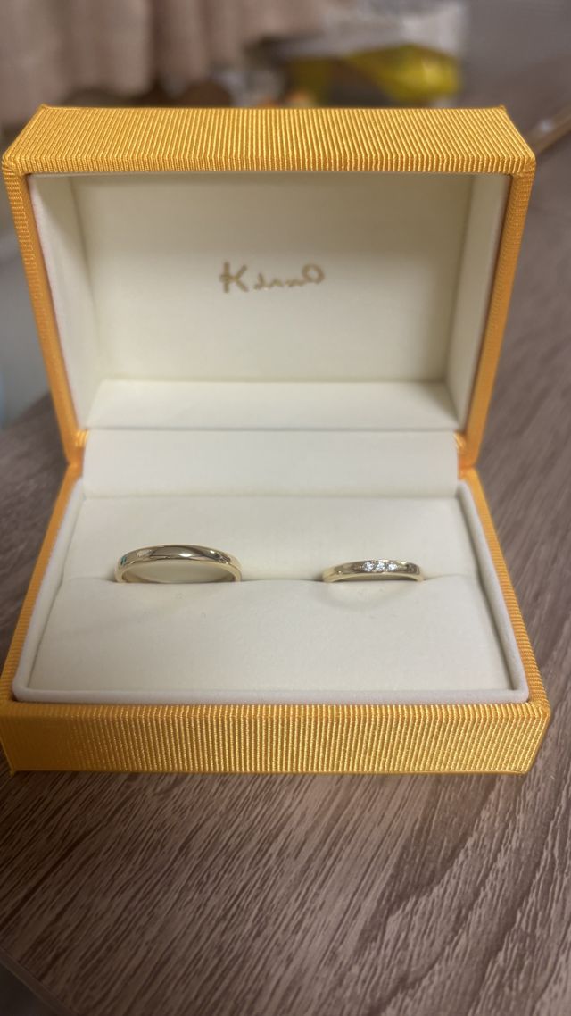 指輪BOXも黄色でとても可愛いです