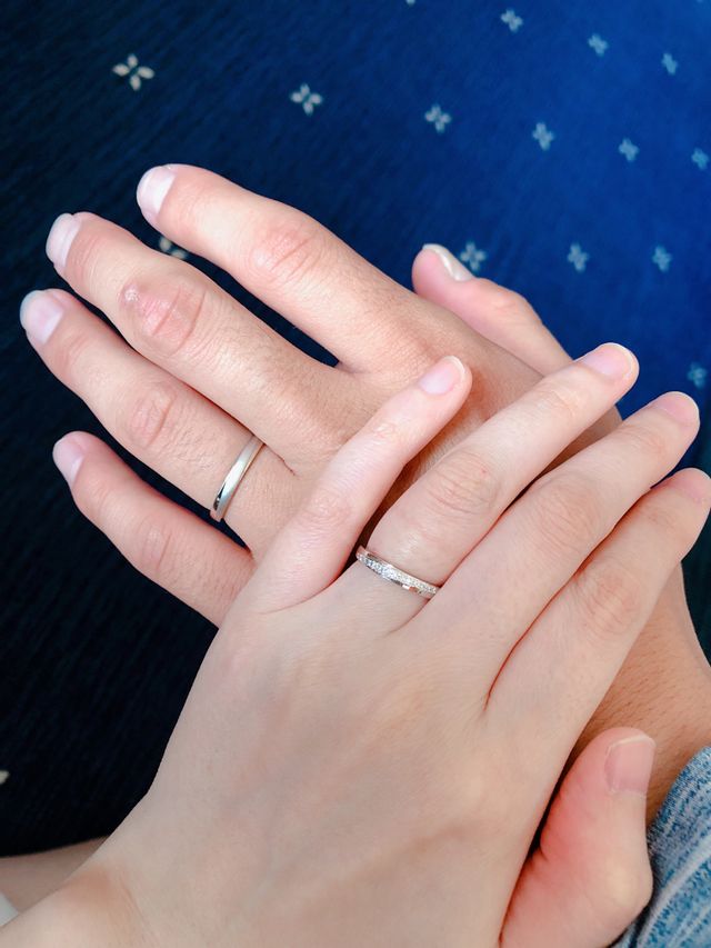 初めて結婚指輪ができて着用したとき