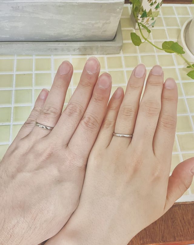 右1.5mm,甲丸,クリア
左2.5mm,平打,クリア