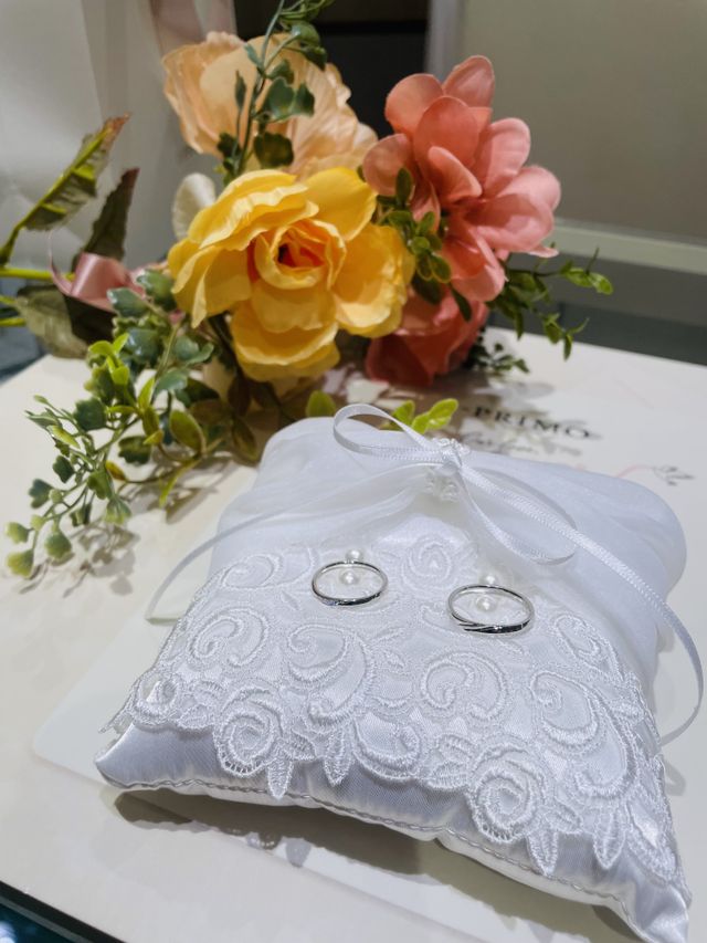 すごく綺麗な指輪で、気に入ってます。