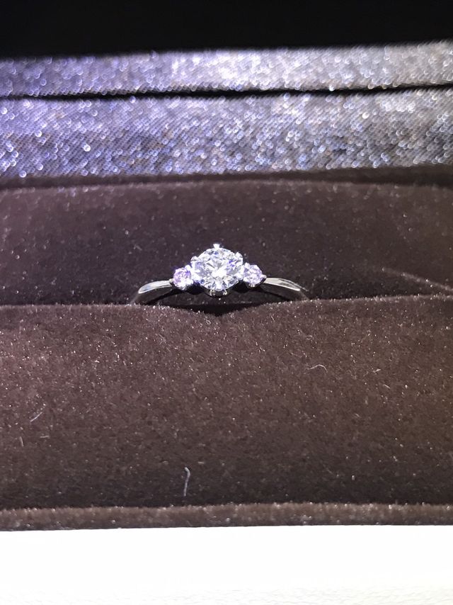 婚約指輪