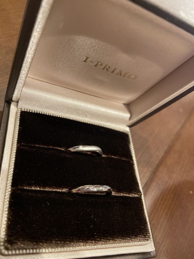 ダイヤなし、一部マット加工にしました。