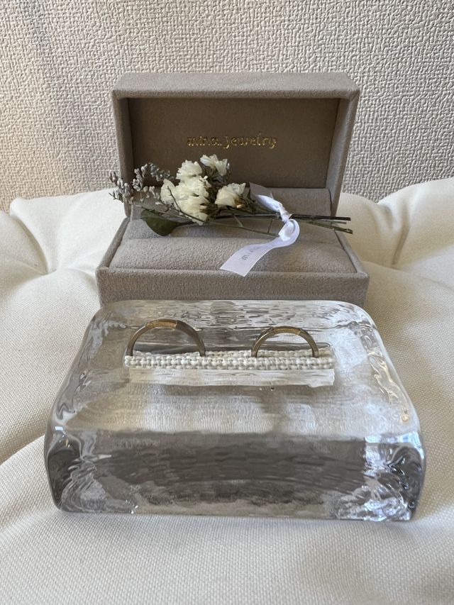 ガラスのリングピローがお気に入りです。