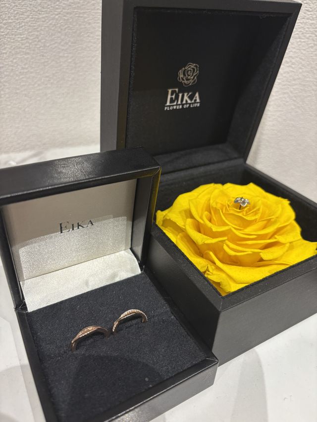 プロポーズで貰ったフラワージュエリーと一緒に。