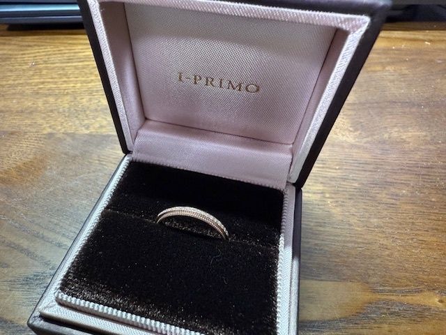 結婚15年記念に、妻の指輪のみ作りました。