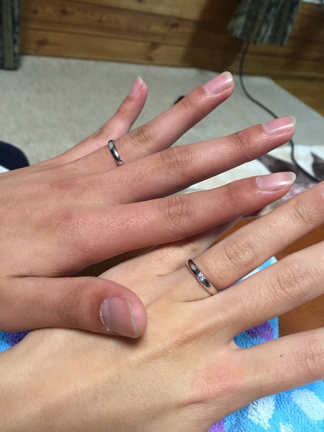 シンプルで裏側には刻印ができます！