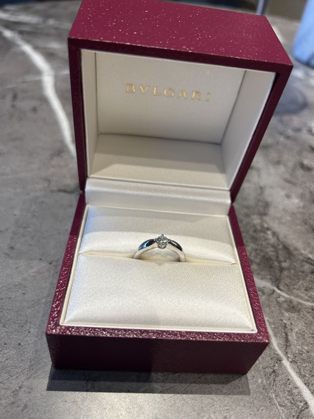 デディカータアヴェネチアリング