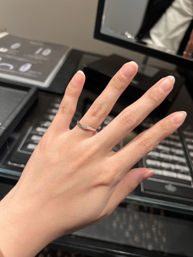 気に入った指輪（ウェーブ）