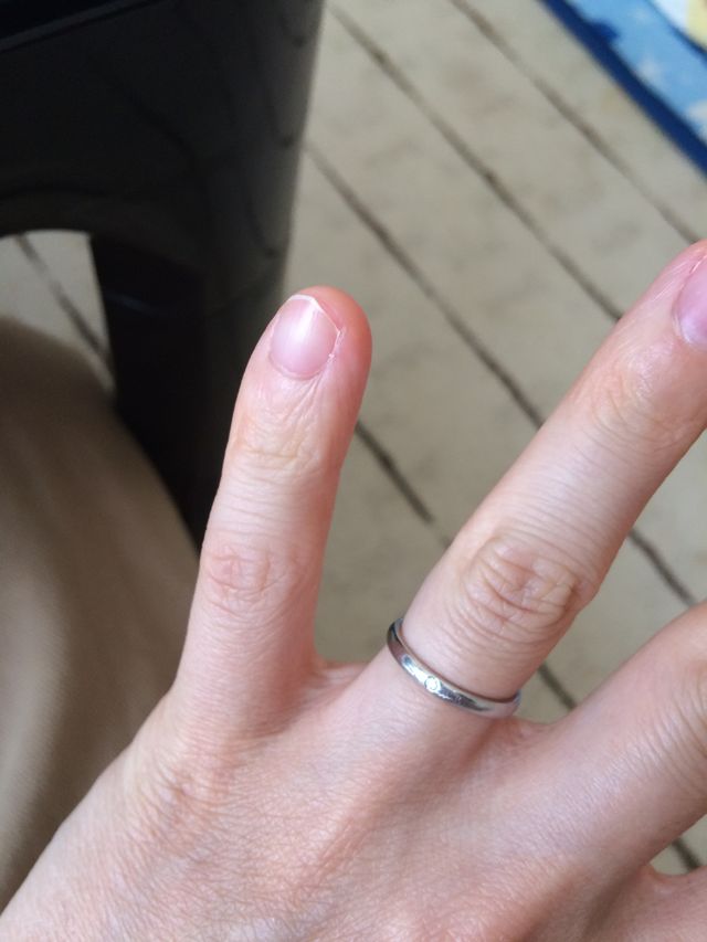 シンプルなデザインでなににでも合います！