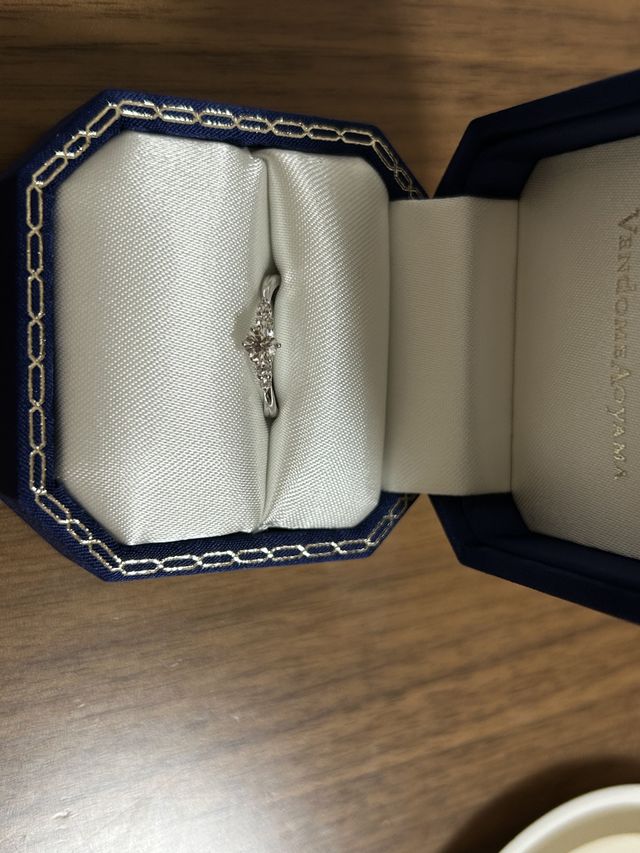 可愛くもあり、綺麗で年をとってもずっとつけられる