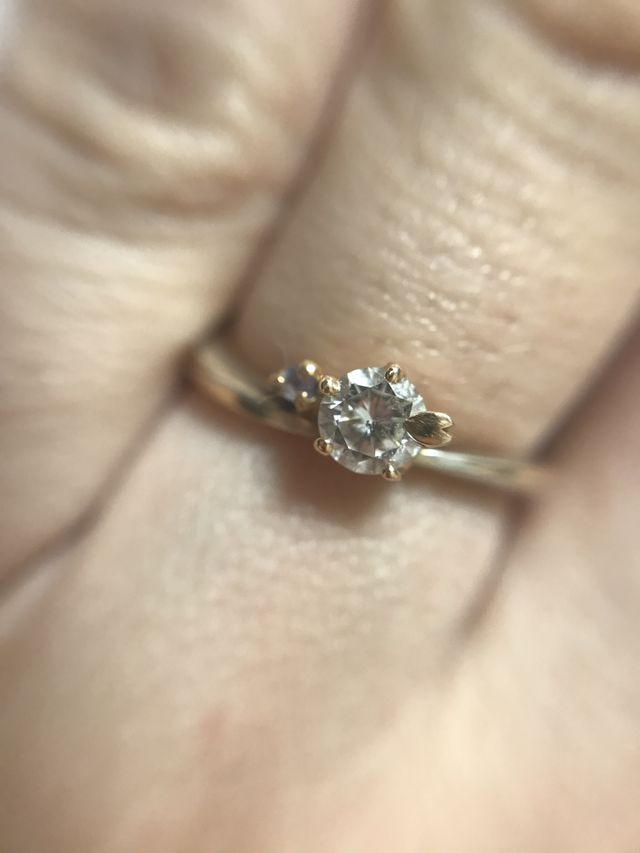 婚約指輪、ダイヤモンド、タンザナイト