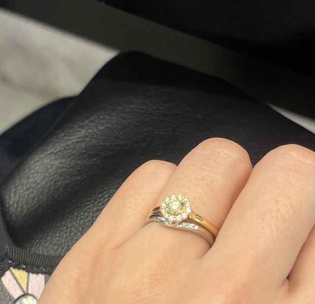 結婚指輪のVenusと婚約指輪SunFlower