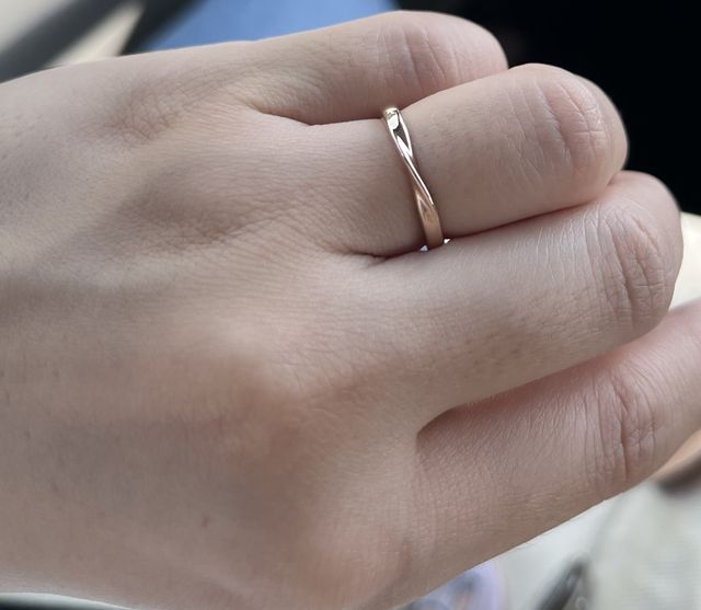 失くしてしまって作り直した方のリング