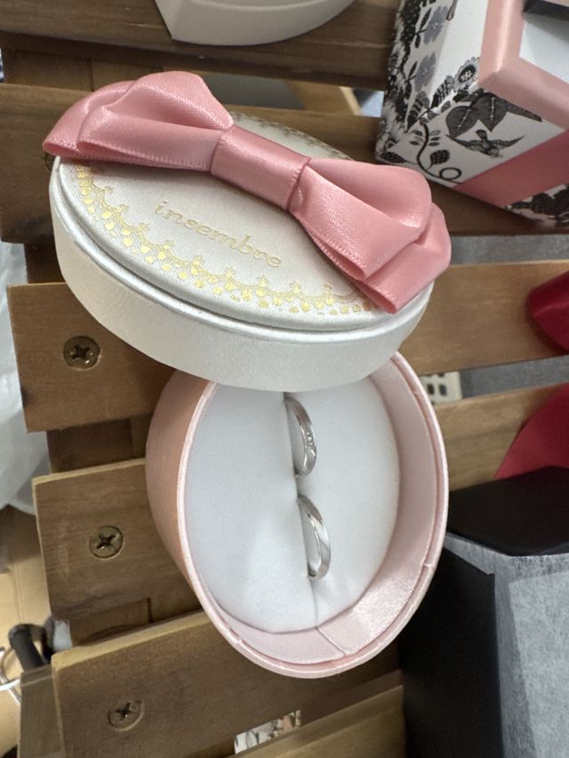 インセンブレ
ソリーデレ
結婚指輪