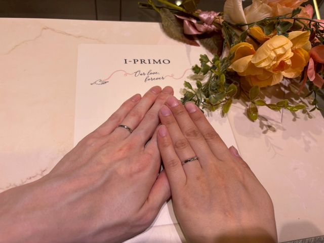 店舗で記念撮影しました。