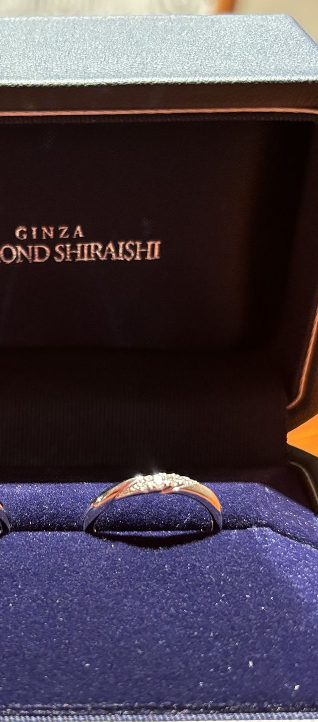 シンプルで派手すぎず普段使いにいいと思いました。