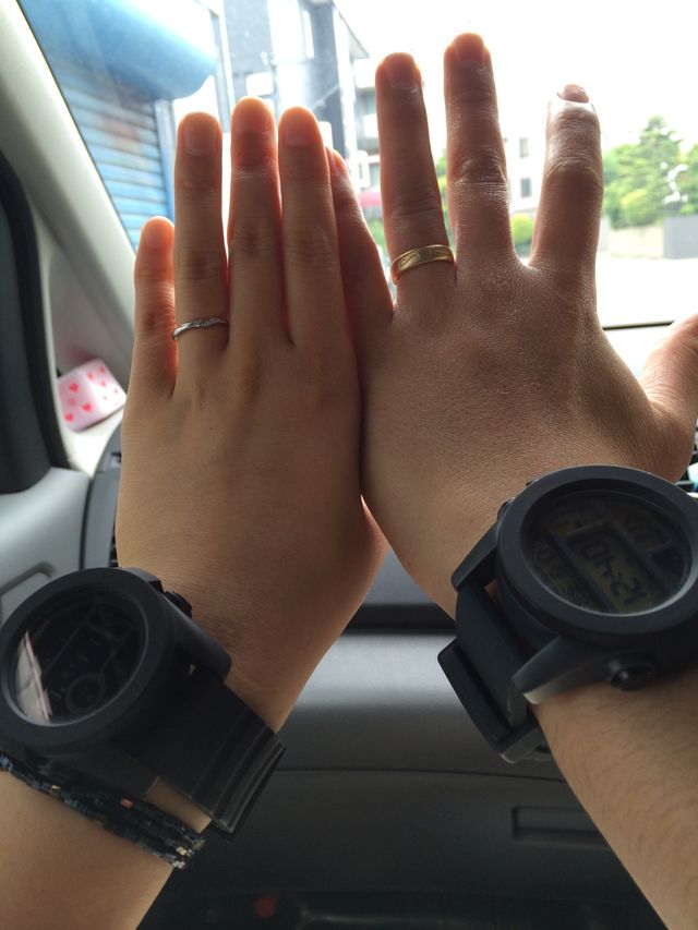 美女と野獣デザインの指輪です。