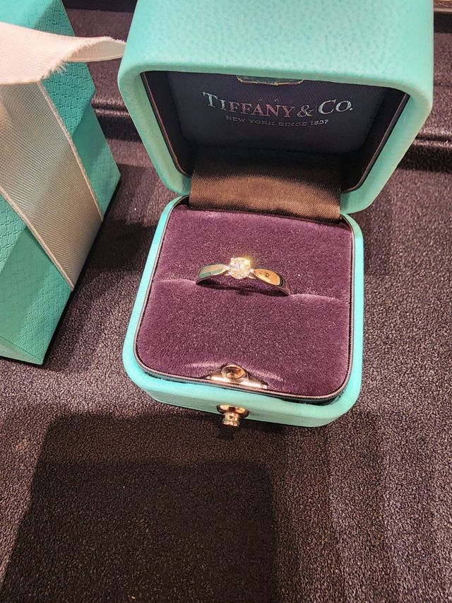 ティファニーハーモニーです。
輝きが美しいです。