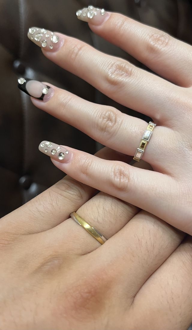 個性的な指輪が良かったので、それにぴったりの指輪でした。
